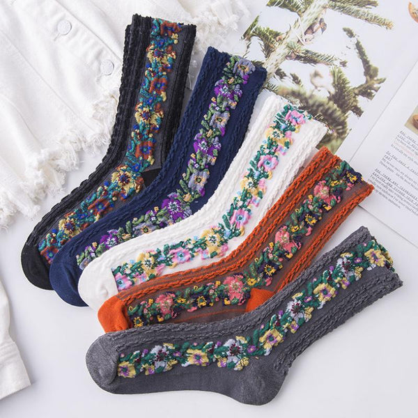 Meias Florais Bordadas a Mão Vintage Kit Com 5 Pares